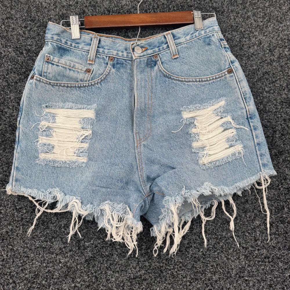 Levis 550 Distressed Denim Shorts Light Wash Frayed Cut Offs W38 L